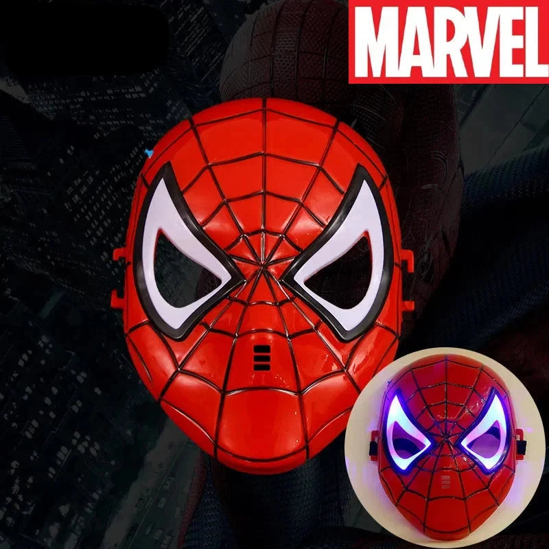 Máscara Marvel Infantil com LED